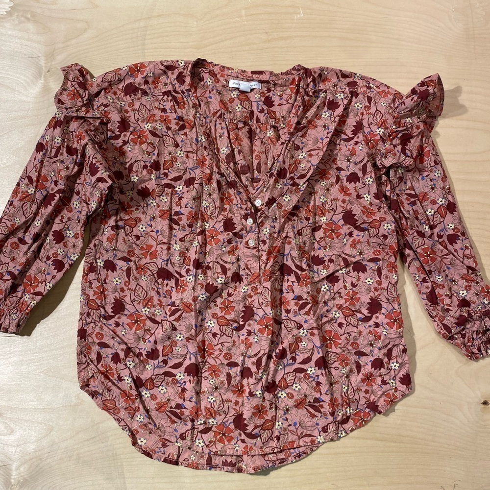 Free Assembly Blouse Small (BF) - Picture 4 of 10